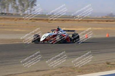 media/Oct-29-2022-CalClub SCCA (Sat) [[e05833b2e9]]/Around the Pits/